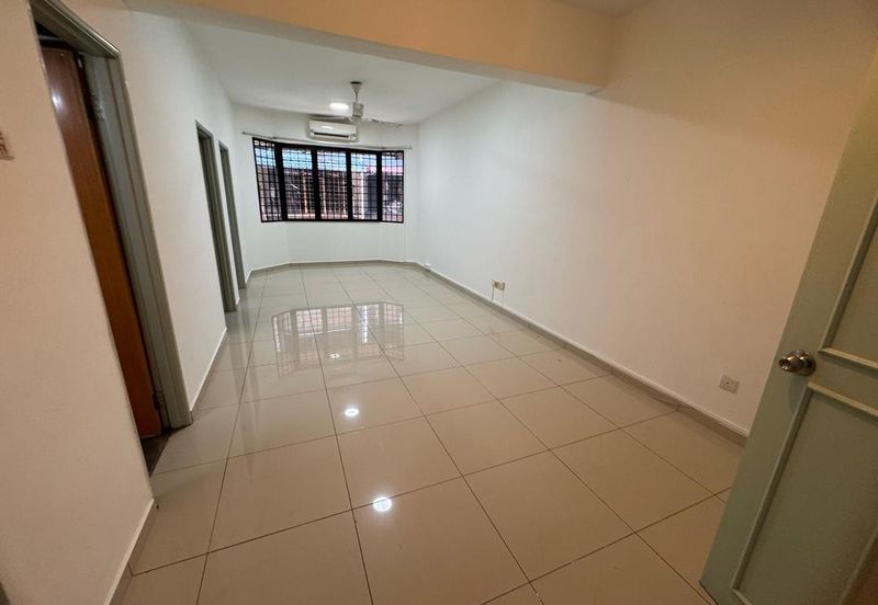 Sukma Shop Apartment