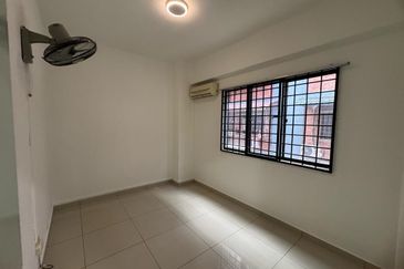 Sukma Shop Apartment