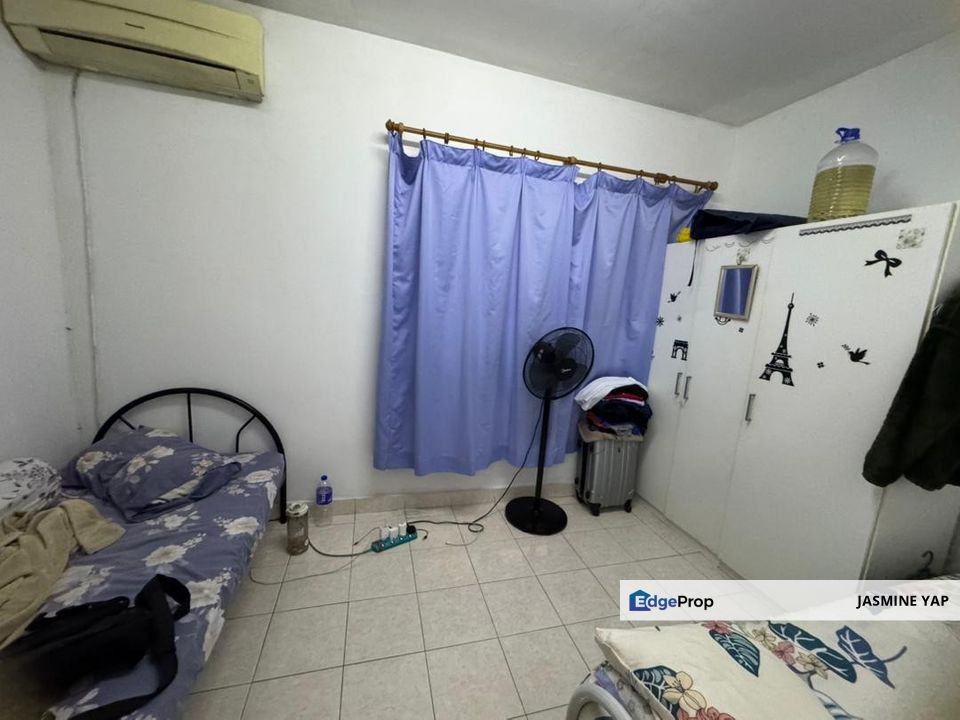 Corner Lot Big Size Unit in Palm Spring Condo Kota Damansara Petaling Jaya , Selangor, Sunway Damansara