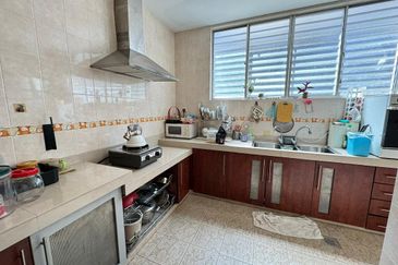 Jalan Sepah Puteri 5/11