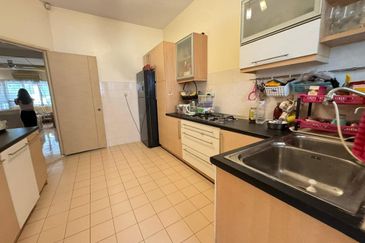 Jalan Sepah Puteri 5/11