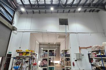 2.5 Storey Semi D Crest Hill Industrial Park 2 Semenyih