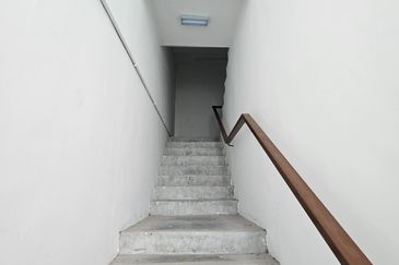 2.5 Storey Semi D Crest Hill Industrial Park 2 Semenyih