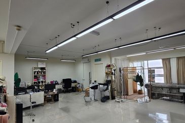 2.5 Storey Semi D Crest Hill Industrial Park 2 Semenyih