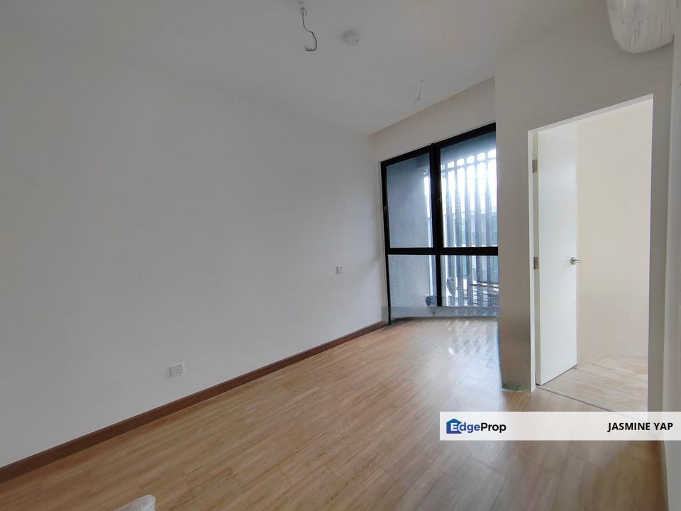 AraTre Residence in Ara Damansara Petaling Jaya New Unit , Selangor, Ara Damansara