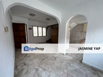 FLat Pandan Jaya in C3 Block next to Business Center Pandan Jaya , Selangor, Pandan Jaya