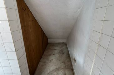 Flat Pandan Jaya Blok L13