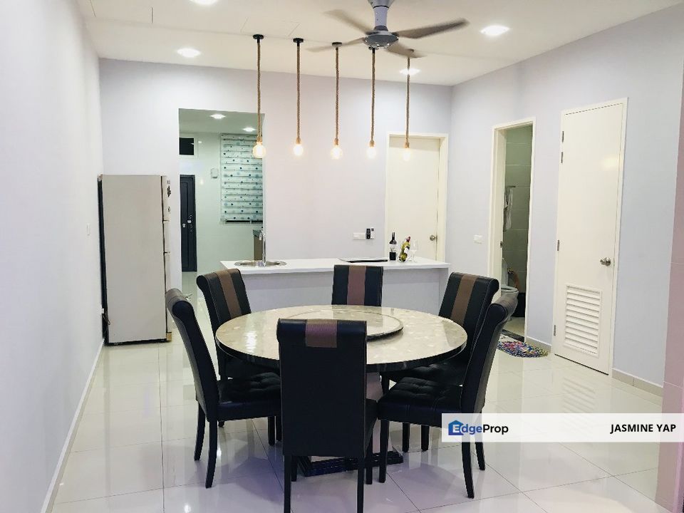 Fully Renovated Landed House in Eco Majestic Semenyih , Selangor, Semenyih