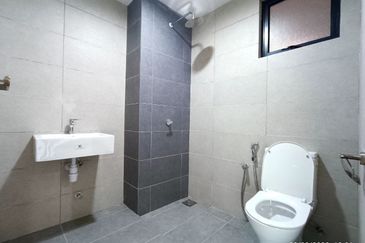 The Trees, Bukit Lanjan