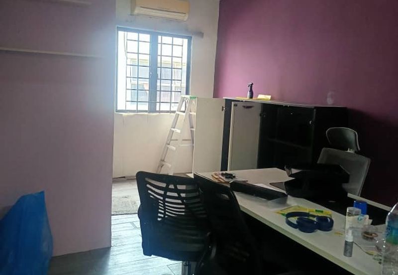 Pusat Perdagangan Seri Kembangan