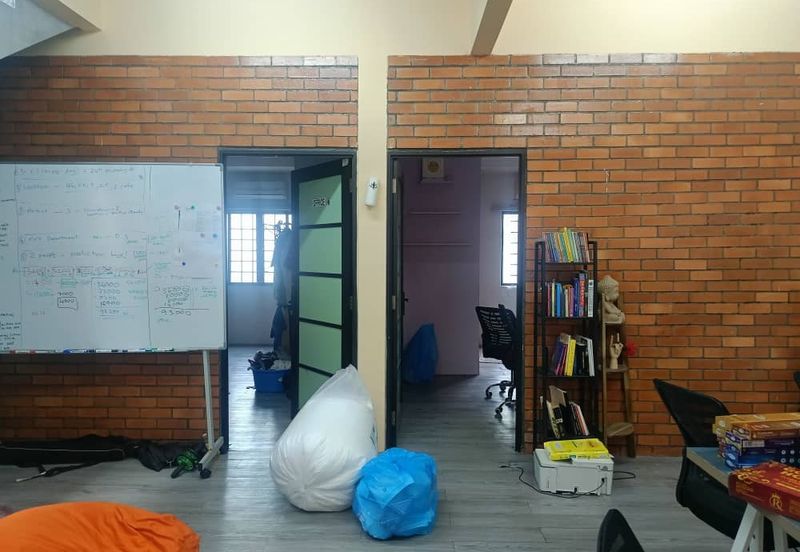 Pusat Perdagangan Seri Kembangan