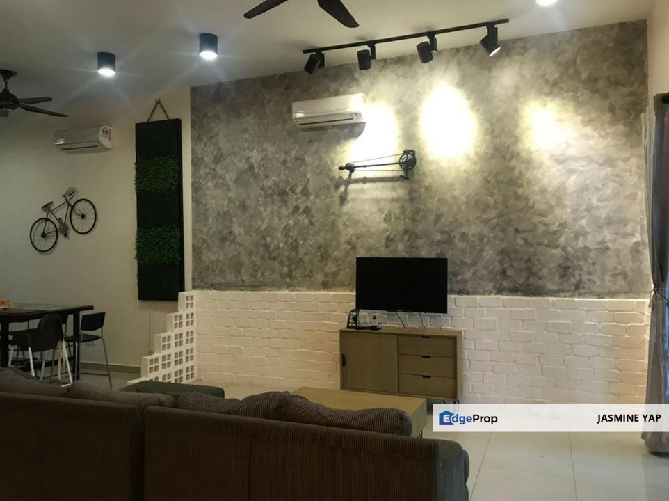 3 Storey Landed House in Rawang Windy Cozy Taman near Kepong - Jln Kuching , Selangor, Rawang