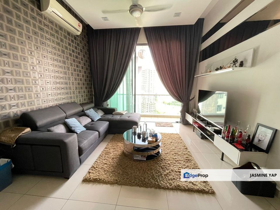 Fully Renovated Corner Dual Key in Subang USJ 1 , Selangor, Subang Jaya