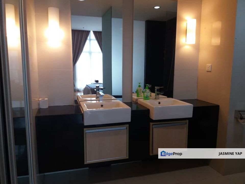 Dual Sentral Condo GOOD RENTAL & INVESTMENT in Kampung Attap Kuala Lumpur, Kuala Lumpur, Brickfields