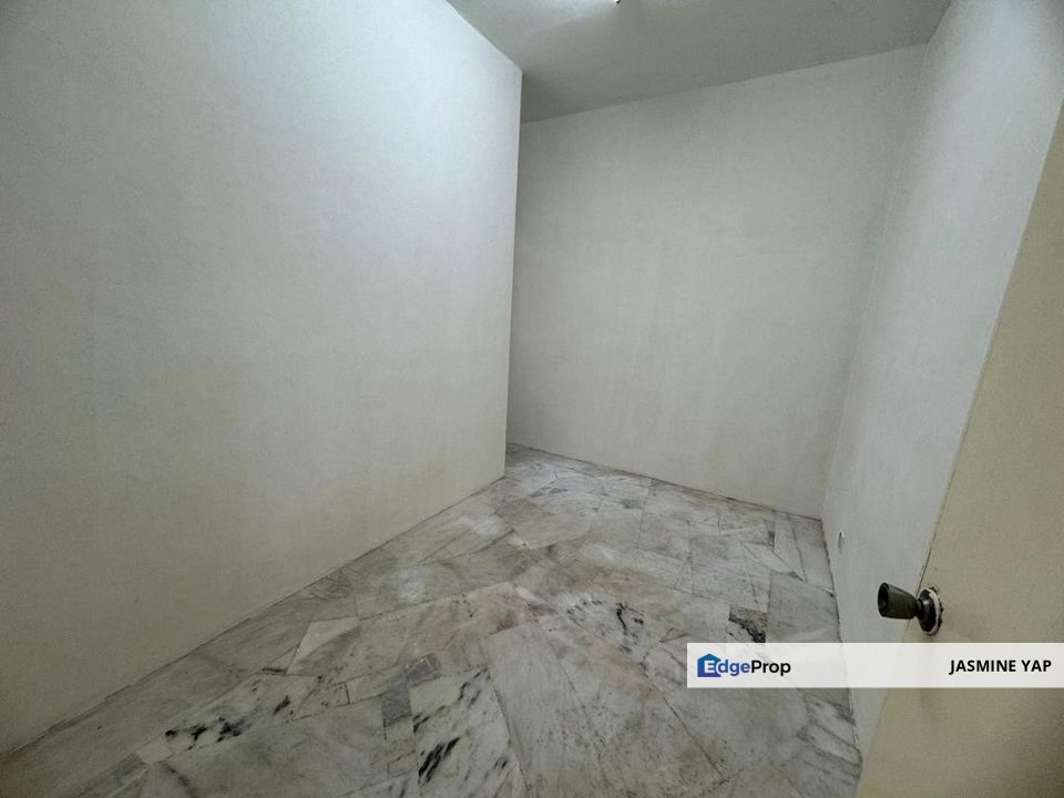 Shop Apartment Lembah Maju in Ampang 2nd Floor Walkup, Selangor, Pandan Indah