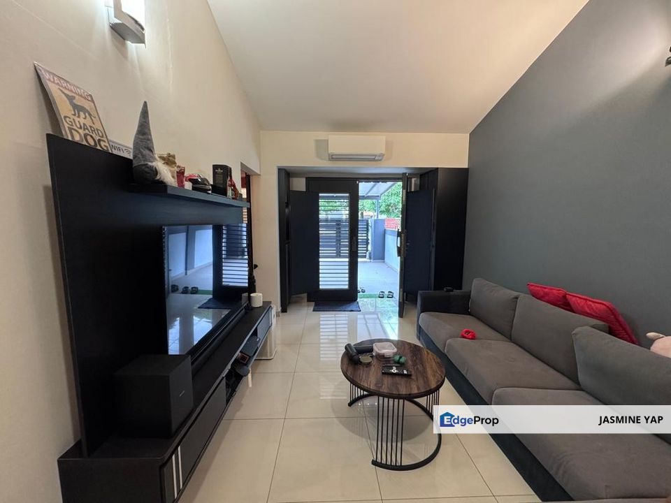 1.5 Storey Landed House in Bandar Sunway PJS7 Fully Extended , Selangor, Bandar Sunway