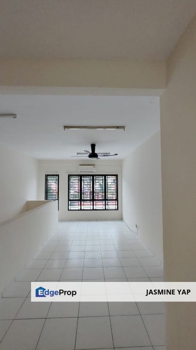 Sungai Long Townhouse Upper Unit with Gated, Selangor, Bandar Sungai Long
