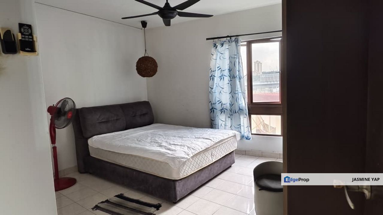 Palm Spring Condo Corner Lot in Kota Damansara Petaling Jaya Good Investment Prime Area in PJ, Selangor, Sunway Damansara