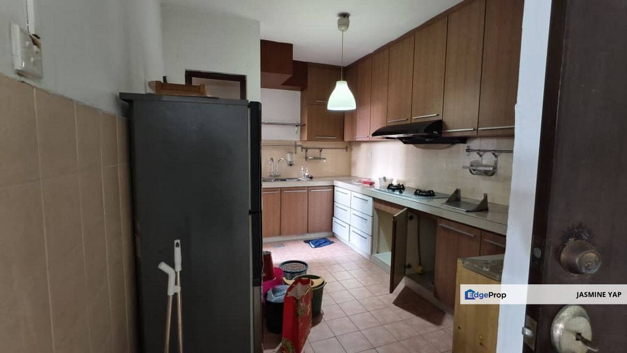 Palm Spring Condo Corner Lot in Kota Damansara Petaling Jaya Good Investment Prime Area in PJ, Selangor, Sunway Damansara