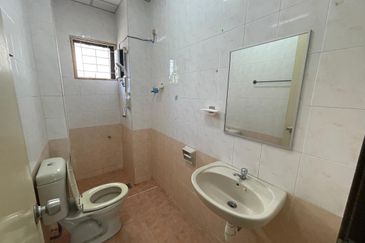 Villa Dahlia @ Bandar Utama kayu ara, Petaling Jaya