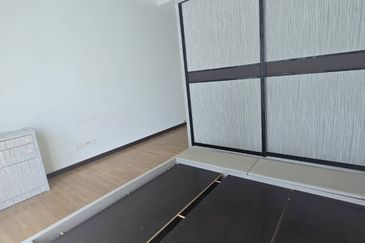 Aurora Tower @ Eco Sky