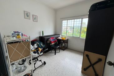 Strawberry Court Apartment