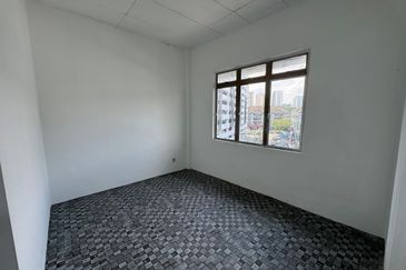 Kuchai Entrepreneurs Park Shop Apartment