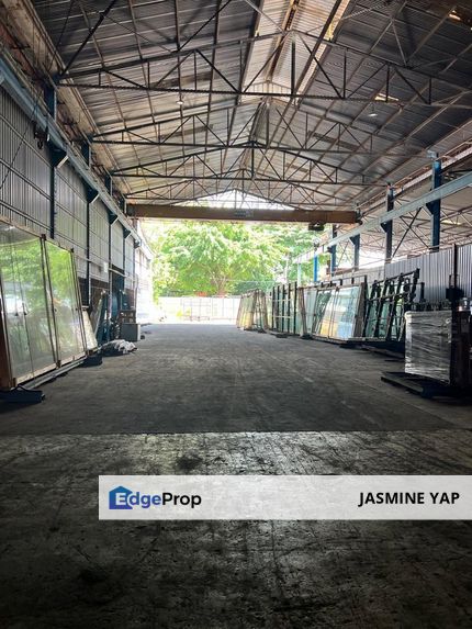 Balakong Factory Prime Location 2km to C180 Balakong Easy Parking and Container , Selangor, Balakong