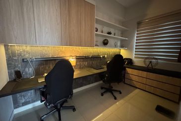 Dianthus @ Tropicana Gardens