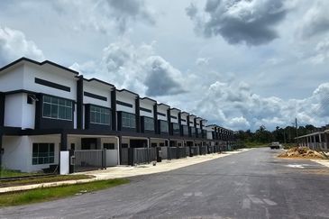 Sibu Double Storey Terrace Corner at Taman Sunview