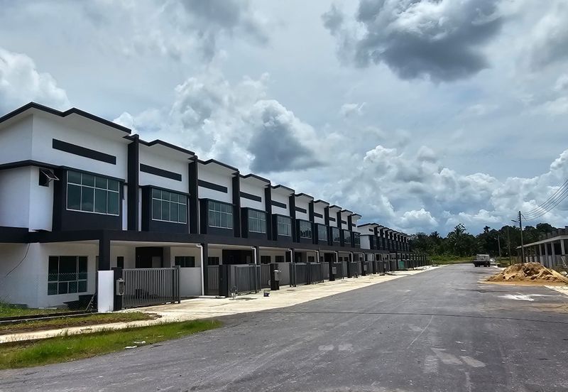 Sibu Double Storey Terrace Corner at Taman Sunview