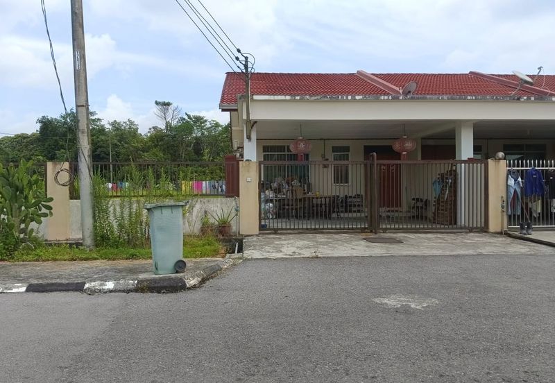 Sibu Single Storey Terrace Corner at Jalan Rantau Panjang Jaya