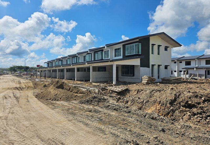 Sibu Double Storey Terrace at Sibujaya B20
