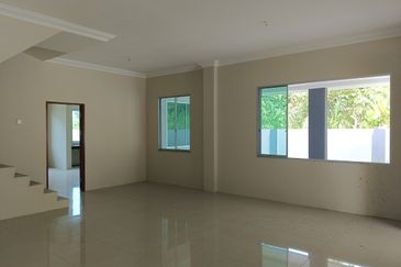 Sibu - Double Storey Terrace Corner at Teku Pasai Siong