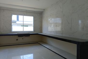 Sibu - Double Storey Terrace Corner at Teku Pasai Siong