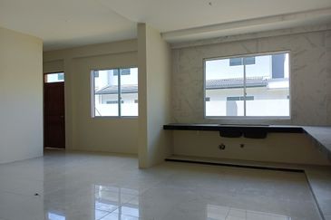 Sibu - Double Storey Terrace Corner at Teku Pasai Siong