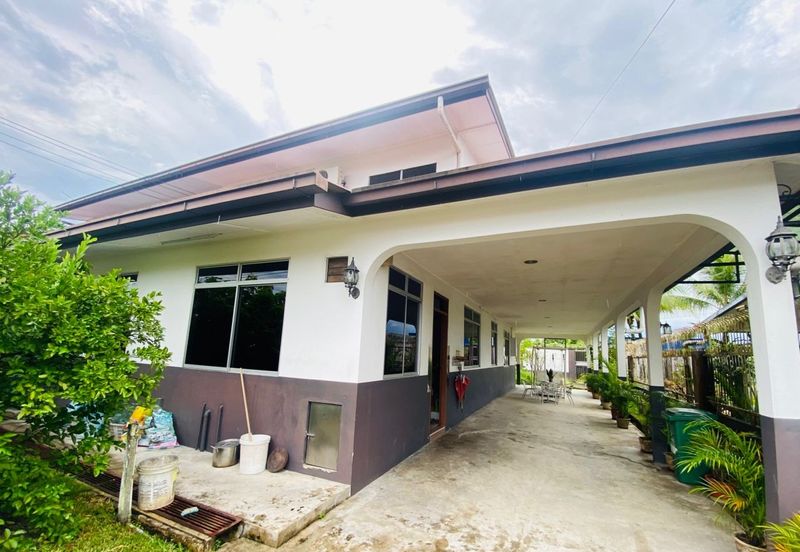 Sibu Double Storey Semi D at Jalan Old Oya