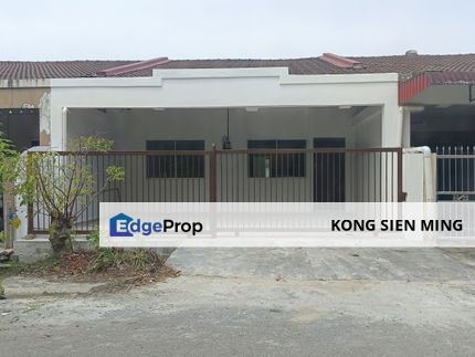 Sibu Single Storey Terrace at Taman Kemuyang, Sarawak, Sibu