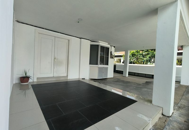 Sibu 2 Storey Corner at Jalan Tun Ahmad Zaidi Adruce