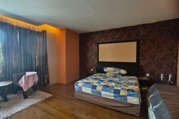 Sibu 2 Storey Corner at Jalan Tun Ahmad Zaidi Adruce