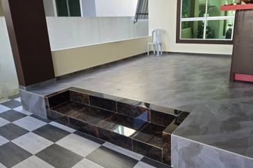 Sibu Double Storey Semi D at Jalan Kiew Nang