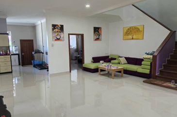 Sibu Double Storey Semi D at Jalan Kiew Nang