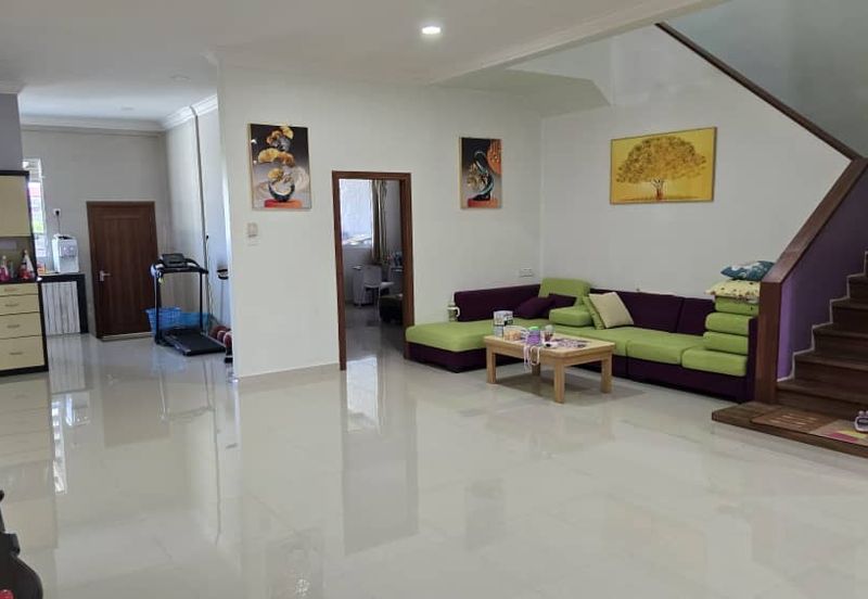 Sibu Double Storey Semi D at Jalan Kiew Nang