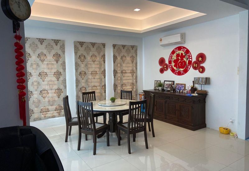 Sibu Double Storey Corner at Jalan Old Oya