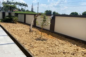 Sibu Double Storey Corner at Jalan Old Oya