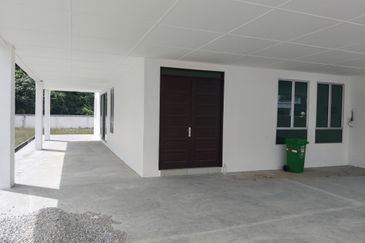 Sibu Double Storey Corner at Jalan Ek Dee