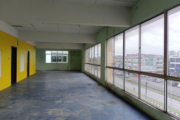 Sibu 4 Storey Corner Shophouse at Jalan Kpg Datu