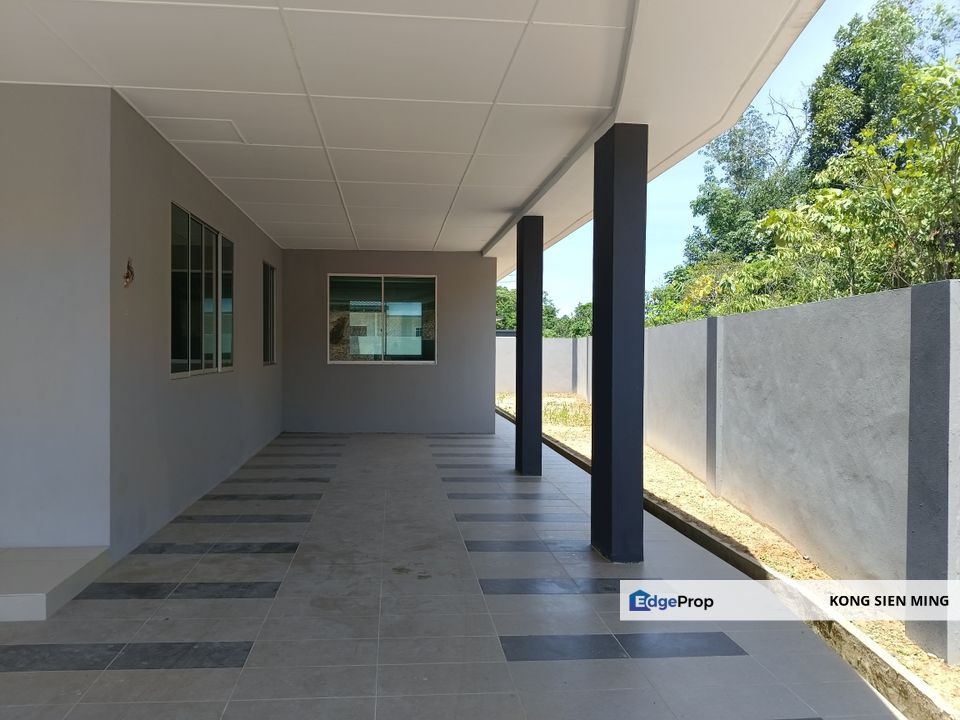 Sibu Double Storey Terrace Corner at Teku Pasai Siong, Sarawak, Sibu