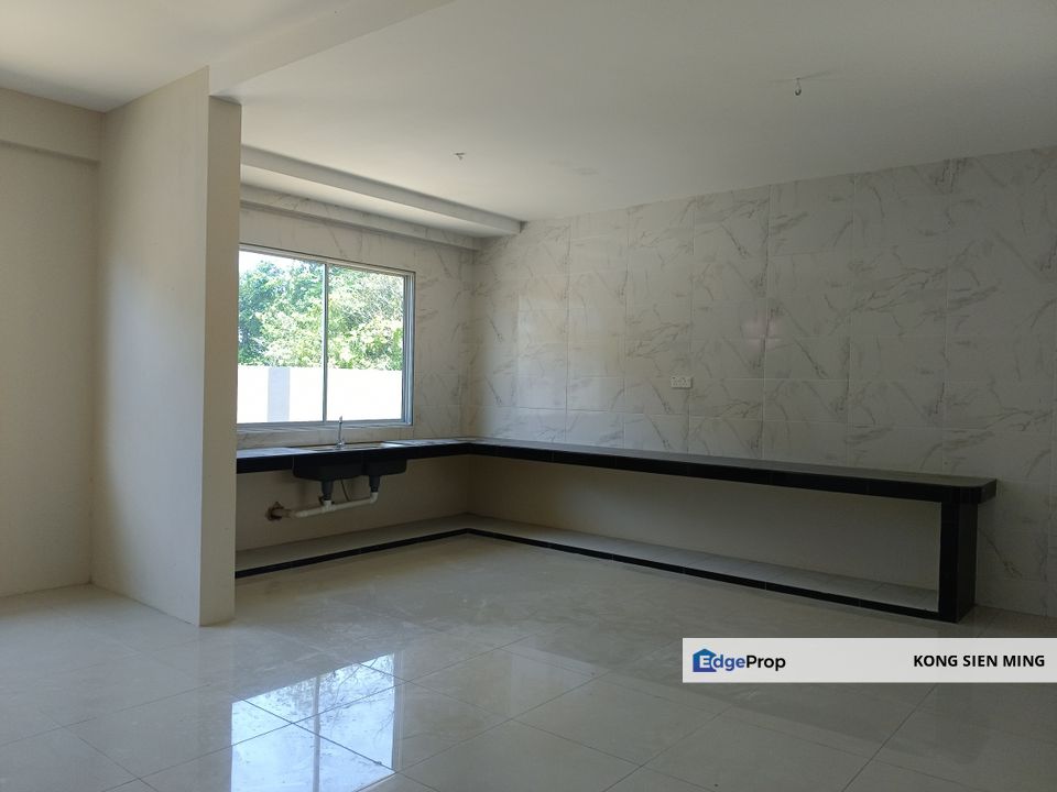 Sibu Double Storey Terrace Corner at Teku Pasai Siong, Sarawak, Sibu