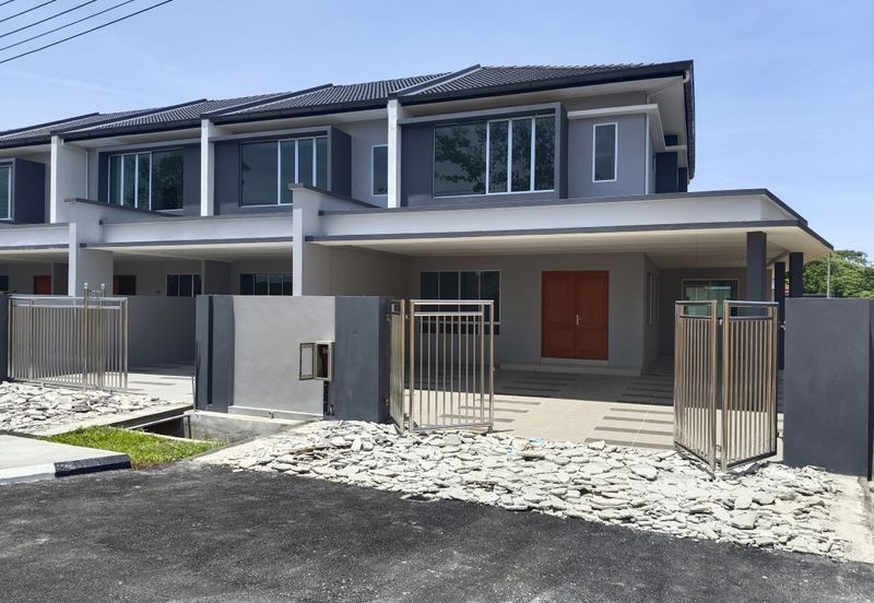 Sibu Double Storey Terrace Corner at Teku Pasai Siong